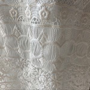 SOLD 🛑H&M Coachella Lace camisole